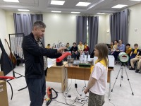 Частота, амплитуда и струна гитары: почему физика и музыка неразлучны