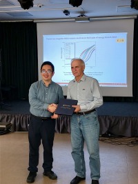 Российские и китайские ученые обсудили поведение низкотемпературной плазмы на совместном семинаре в Троицке.