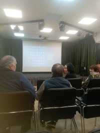 Уже не «один дома». Как киноклуб собрал друзей вокруг старой комедии