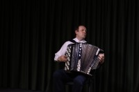 Магия баяна от семьи Возяковых: дуэт из Чебоксар превратил Дом ученых в концертный зал