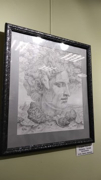 Симфония красок и звуков: вернисаж мастерской Андрея Ликучёва в Троицком Доме учёных.