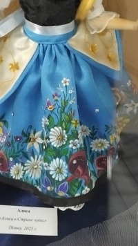 Спасибо за март, полный души: как куклы Ольги Прохоровой покорили Троицкий Дом ученых РАН