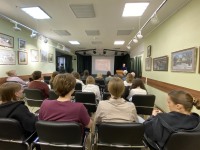 «Физика, которая лечит»: как прошла лекция Сергея Всеволодовича Акулиничева в Троицком Доме ученых РАН