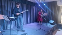 Гостям вернисажей 25 ноября Дом учёных подарил великолепный джазовый концерт коллектива Bridge Band