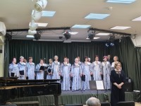 Лекарство от апрельской хандры: Хор ветеранов согрел Троицкий Дом ученых