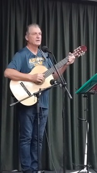 В Доме учёных прошёл музыкально-поэтический вечер литературного объединения «Сфера».