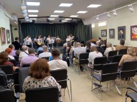 Два мира, одна сцена: Как девочки за роялем и мальчики с гитарой дополнили друг друга