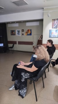 Мифы мегаполиса: в Литературно-музыкальном салоне Ирины Шлионской исследовали язык городских легенд.