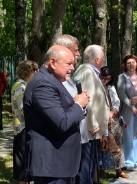Коллектив Дома учёных принял участие в торжественном возложении цветов к бюсту Николая Васильевича Пушкова 17 мая, в день 120-й годовщины со дня его рождения