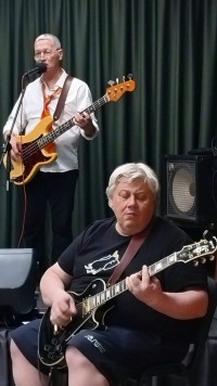 Октябрь в ритме блюза: как прошел вечер с группой Rockin’Dad.