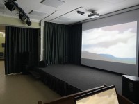 Эмоции в квадрате: сила большого экрана и общий смех в Доме учёных.