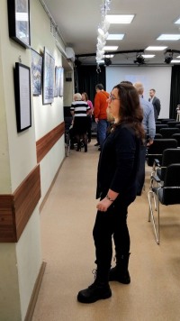 Тепло первого вернисажа: открытие выставки Светланы Летниковой в Доме учёных.