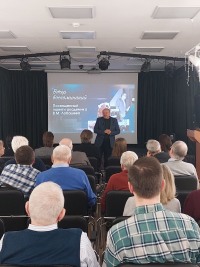 В Доме учёных почтили память исследователя невидимого: состоялся вечер, посвящённый академику Владимиру Лобашёву