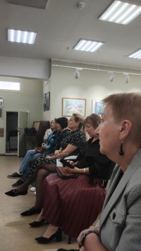 «Здравствуй, светом умытая Русь»: юбилейная выставка Бориса Полянского и его учеников открылась в Троицком Доме учёных