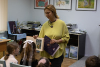 «Кто ничего не любит, не может быть счастливым»: как студия «Индиго» устроила чай с Дональдом Биссетом