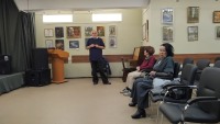 Чикагские музыканты, бандитская перестрелка и любвеобильная солистка: воскресный киновечер