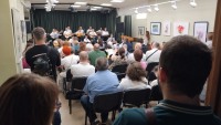 Когда струны поют о весне: концерт гитарной студии Седова