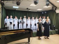Лекарство от апрельской хандры: Хор ветеранов согрел Троицкий Дом ученых