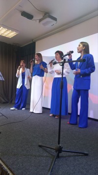 В преддверии Дня России в Доме учёных прошёл праздничный концерт с участием творческих коллективов Троицка