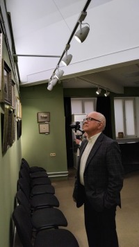 Живопись как многоточие: в Троицке открылась выставка памяти А.К. Назарова.