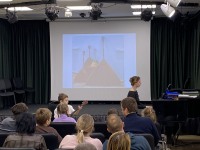 Когда история оживает в звуке. В Троицком Доме Ученых прошел вечер народной музыки