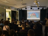 Свет, прорвавшийся сквозь смог: как в Троицке школьники увидели Вселенную