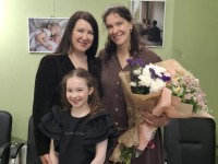 Материнство крупным планом: как Екатерина Стрельникова покорила Дом ученых