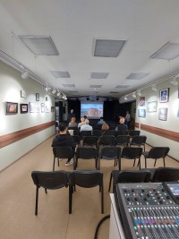 Российские и китайские ученые обсудили поведение низкотемпературной плазмы на совместном семинаре в Троицке.