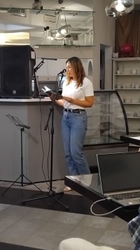 «Лидия Бартольд: первая поэтесса Троицка вышла из тени» – как архивные стихи зазвучали на 25-м стуле