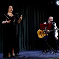 Камерный вечер с оперным размахом: поэзия Серебряного века в живом исполнении Ирины Годлиной и Игоря Гельмана
