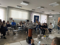 Невыдуманные истории «Физической кунсткамеры»: день, когда мы увидели звук