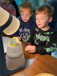 Прикоснуться к чуду: как Дом учёных удивлял троичан