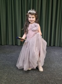 Материнство крупным планом: как Екатерина Стрельникова покорила Дом ученых