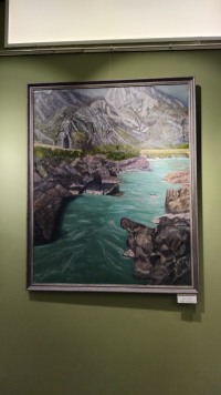 Симфония красок и звуков: вернисаж мастерской Андрея Ликучёва в Троицком Доме учёных.