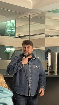 Стендап в Доме учёных: юмор и эксперименты