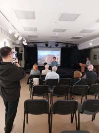 Российские и китайские ученые обсудили поведение низкотемпературной плазмы на совместном семинаре в Троицке.