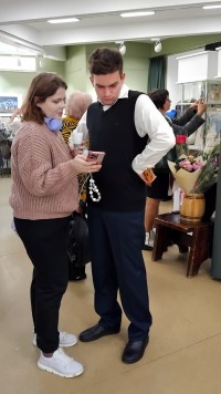 Там, где искусство становится семьёй: Один вечер в мире Гюльшен Мамедовны