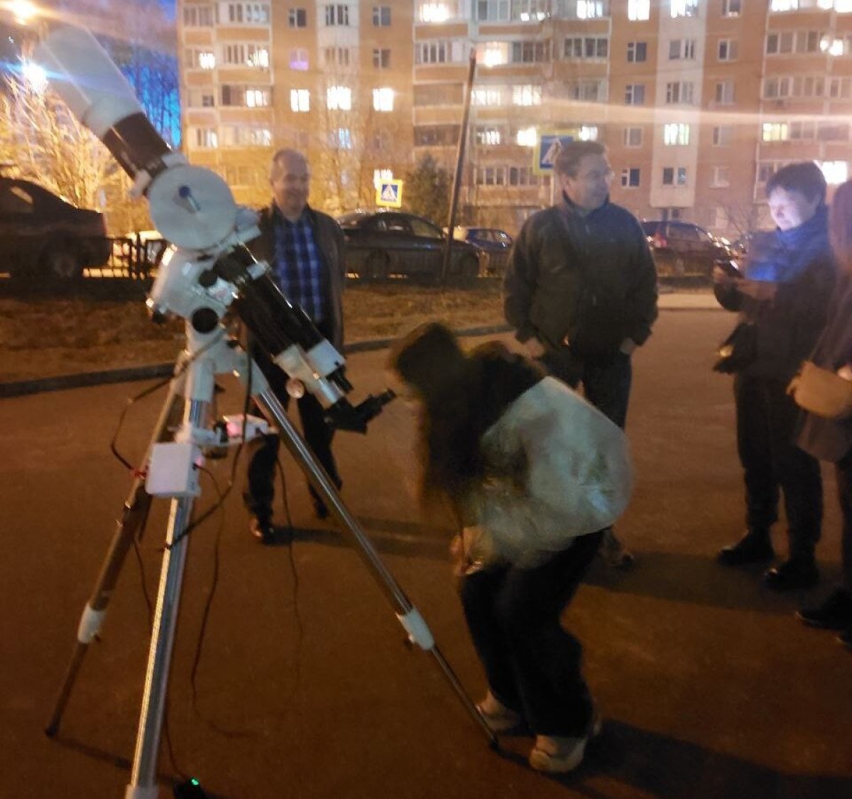 9 марта наблюдали в телескоп Дома учёных