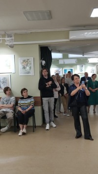 От палитры к зрителю: как открылась выставка «Путь к совершенству»