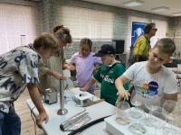 «Как услышать друг друга в космосе?» – юные исследователи «Байтика» раскрыли секреты звука.