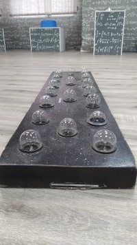 В лаборатории чудес: как влюбиться в физику в «Кунсткамере» Дома учёных