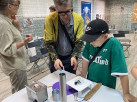 «Как услышать друг друга в космосе?» – юные исследователи «Байтика» раскрыли секреты звука.