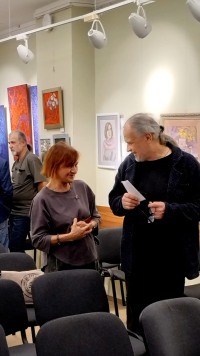 Краски, рожденные тишиной: в Доме учёных открылась выставка «От осени до осени»