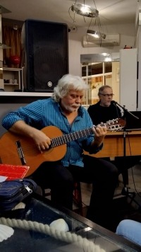 «Не мемуары, а проза»: какой запомнилась «ХимЧитка» с Владимиром Зуевым.