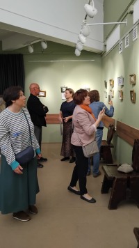 Живопись как многоточие: в Троицке открылась выставка памяти А.К. Назарова.