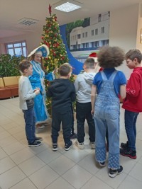 24 декабря в Доме ученых состоялось открытие сезона Научных ёлок для детей.