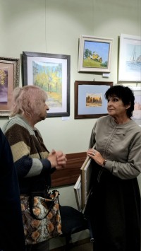 Краски, рожденные тишиной: в Доме учёных открылась выставка «От осени до осени»