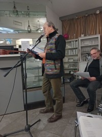 24 декабря в Доме учёных состоялся очередной вечер в "Кафе поэтов 25 стул". Его темами были "Зима" и "Избранное".