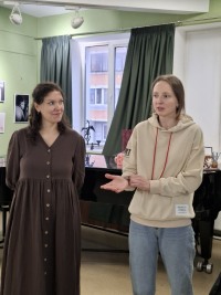 Материнство крупным планом: как Екатерина Стрельникова покорила Дом ученых