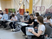 Путешествие в неизведанное: пятиклассники придумали свои вселенные